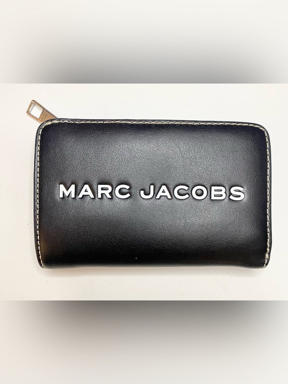 Marc Jacobs Black Zip-Around Leather Wallet with Barcode Print EUC
